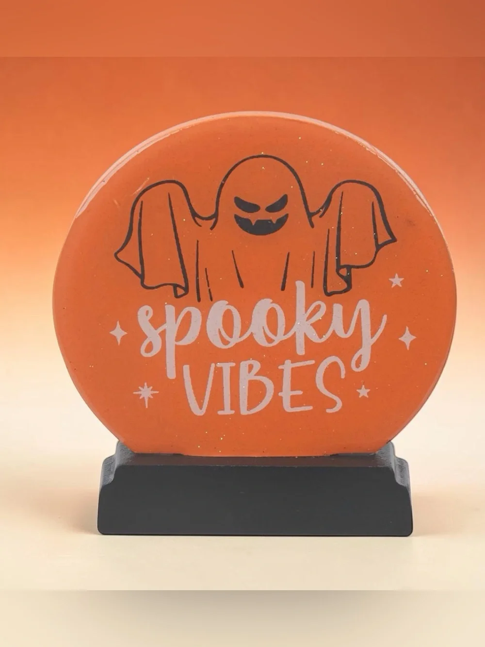 NWT Halloween Crystal Tabletop Ball Decor Set of 3 pieces 🎃🦇💀🔮